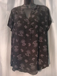 Camicetta donna Torrid Harry Potter Crest Hi-Low Georgette taglia 00 nera nuova con etichette - Foto 1 di 9