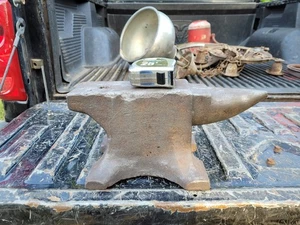 Vintage Primitive Anvil 47 Lbs Blacksmith Anvil 47 pounds old anvil - Picture 1 of 17