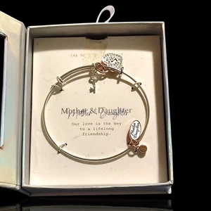 14k Gold Plate Expandable Mom Daughter Love Bangle Bracelet 7.5" - Picture 1 of 5