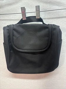 Toiletry Travel Bag Black 9x9 Multi Compartment Zippered Pockets NEW! - Picture 1 of 6