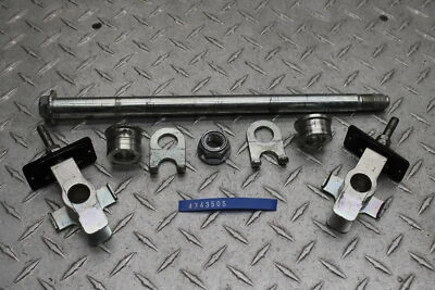 2017 Honda CBR300R EIXO TRASEIRO COM ESPAÇADORES E CORRENTE TE 42301-KYJ-900 - Imagem 1 de 4