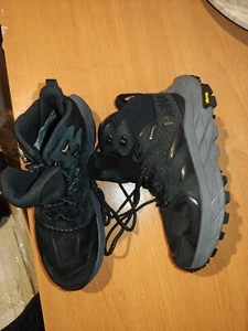 HOKA WOMENS ANACAPA MID GTX HIKING BOOT -BLACK/BLACK size 7.5 - Picture 1 of 6