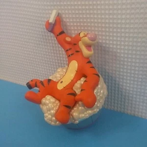 Winnie the Pooh Tigger Fun Spraying Hand Sprinkler, Disney Vintage - Picture 1 of 4