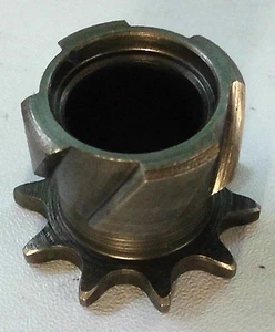 Sprocket with twist Maxi X30 2 speed + Monza 4-speed kickstarter engine chain Puch moped - Picture 1 of 6