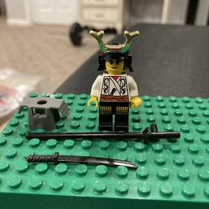 Lego Castle Minifigure CAS057 Cas206 Ninja Shogun White with Armor 3346 - Picture 1 of 2