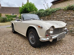 Triumph Tr4a Irs 1966 - Picture 1 of 17