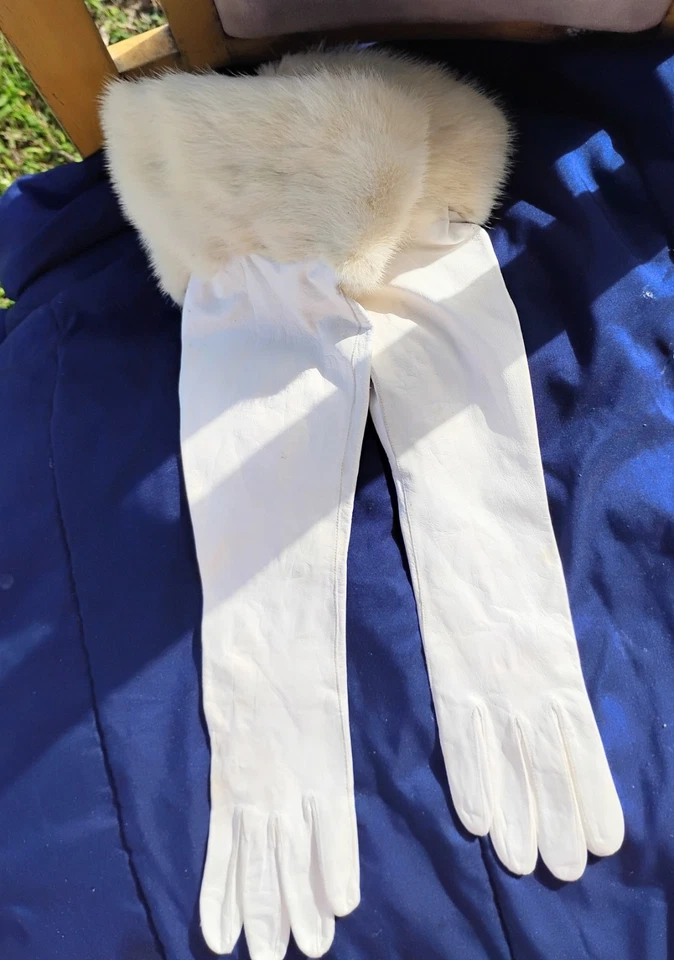 21 In Long White Kid Leather Gloves.5" White.Mink Cuff Wedding Mint  7.5 - Image 1 of 4