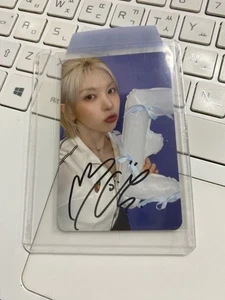 JYP NMIXX 4º EP Fe3O4: Tarjeta fotográfica firmada autografiada por FORWARD MAKESTAR - Imagen 1 de 1