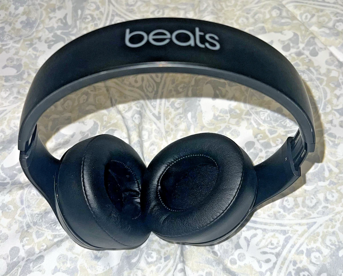 値下げ  beats studio V2  black 有線 値下げ beats studio V2 black 有線 Beats Studio 2.0 - Black