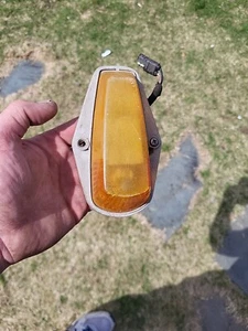 Ford Fomoco Vintage SAE P2 75 TL Plastic Amber CLEARANCE CAB LIGHT Orange Oem - Picture 1 of 5