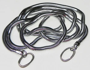 Voigtlander 93/122 Metal Neck Chain #2 ........... MINT - Picture 1 of 3