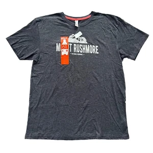 Camiseta gris reciclada Kastlfel para hombre grande con logotipo de Rushmore National Memorial - Imagen 1 de 9