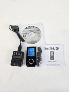 SanDisk SANSA e200 Tragbarer Mediaplayer/MP3/Digital Audio/Voice Recorder 2GB - Bild 1 von 11