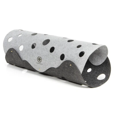 CANADIANCAT COMPANY Katzen Filztunnel XXL hellgrau/dunkelgrau ca.120x35cm Spieltunnel + Plüschmatte