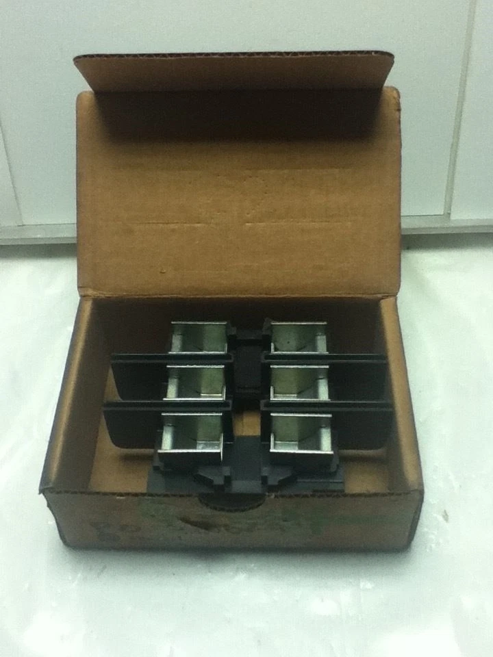 MONTAJE CUBIERTA MOLDEADA GE CR546A780G054 Foto 1 de 4