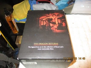 Bruce Lee: The Master Collection (VHS 5 Kung Fu Cassette Tape Box Set) - Picture 1 of 3