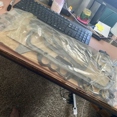 (714) NOS 1989 1990 Lincoln Continental 3.8L Valve Grind Gasket Set E9DZ-6079-C - Image 1 of 4