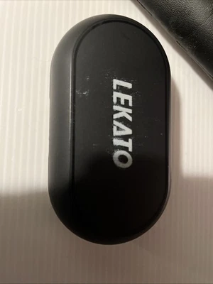 Wirelees Microphone System with Charger Lekato Wireless Microphone - Image 1 of 4