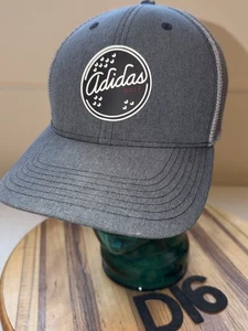 ADIDAS GRAY MESH BACK GOLF SNAPBACK HAT, GENTLY PREOWNED. VGC. D16 - Picture 1 of 3