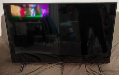 TV Samsung UHD 4K 43'' Flat UE43NU7190U - Immagine 1 di 4