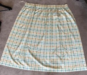 Pair of Curtains Home Made - Picture 1 of 2