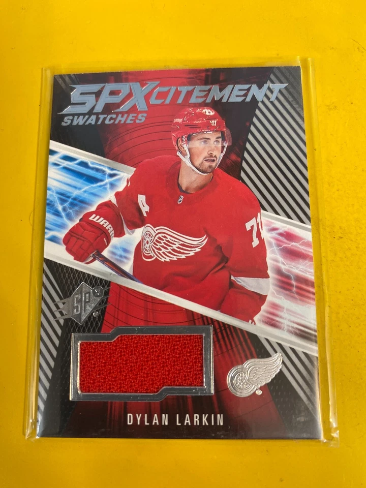 RS7630 2018-19 SPx SPxcitement Swatches #XSDL Dylan Larkin  - Image 1 of 1