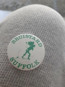 Bruisyard Suffolk Vintage badge - Foto 1 di 2