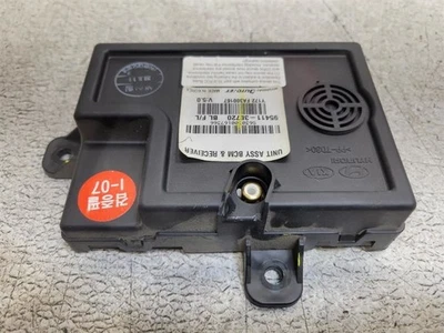 Módulo de control inmovilizador bloqueo robo Kia Sorento 2007-2009 95411-3E720 Foto 1 de 4