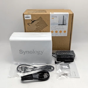 Boîtier NAS 2 baies Synology DiskStation DS223j - Compatible SSD/HDD 3,5/2,5" - Blanc - Photo 1/7