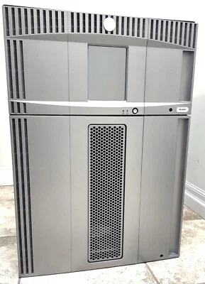 Dell PowerVault ML6000 Tape Library with 4 LTO5-140 drives - Image 1 of 4