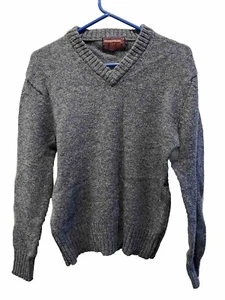 Vintage Greenfields Men’s Med Pure New Wool V Neck Pullover Dress versatile Date - Picture 1 of 9