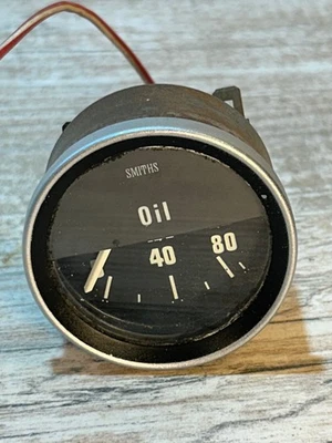 Classic Car Smiths Oil Pressure 0-80 Gauge 52mm - Image 1 of 2