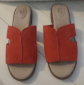 Clarks Collection Ultimate Comfort Red Leather Slide Sandals Women’s Size 8W - Picture 1 of 9