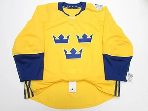 SWEDEN AUTHENTIC GOLD 2016 WORLD CUP OF HOCKEY TEAM ISSUED ADIDAS JERSEY SIZE 58 - Picture 1 of 7