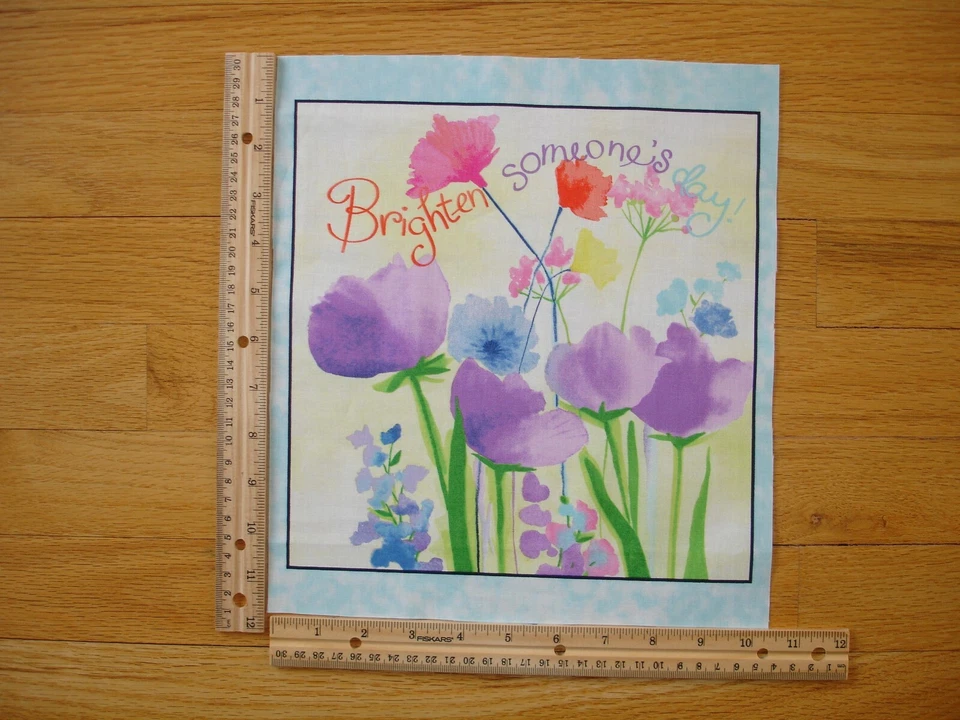 ¡Inspirador ilumina el día de alguien!  Bloque de tela de edredón de algodón con flores  Foto 1 de 1