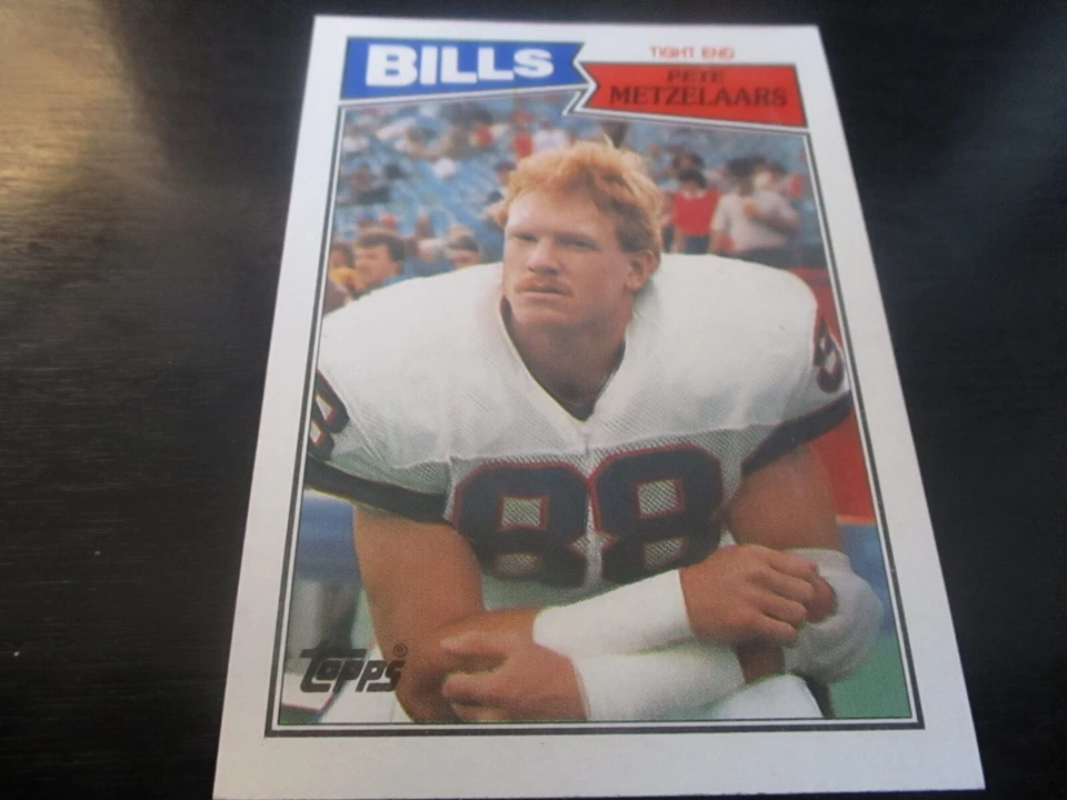 pete metzelaars  (buffalo bills - te) 1987  topps ROOKIE CARD #366 nr/MINT - Image 1 of 1