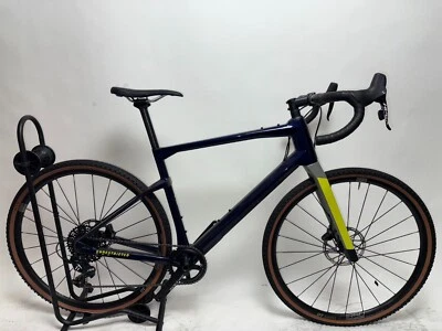 BMC URS Large (SRAM Apex 11-Speed)  - Image 1 of 3