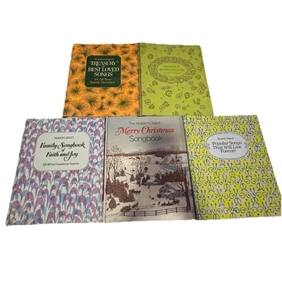 Readers Digest Sheet Music Book Lot of 5 Merry Christmas Family Songs Best Loved - Image 1 of 4