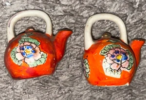 Japan Orange With Flowers Painted Mini Tea Kettle Salt & Pepper Shakers Vintage - Picture 1 of 5