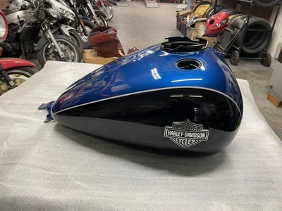 Оригинальный б/у модель топливного бака 08-23 Harley Touring Reef синий 2 тона - 61000827EVR - Изображение 1 из 4