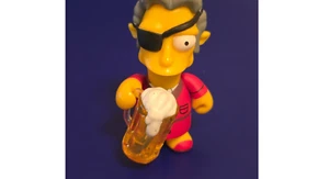 Kidrobot The Simpsons Mini Series Moe's Tavern - Dr. Tad Winslow 2/24 - Picture 1 of 2