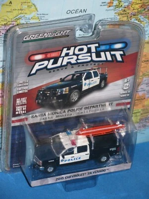 HOT PURSUIT 2015 CHEVROLET SILVERADO SANTA MONICA POLICE DEPARTMENT CALIFORNIA - Image 1 of 4