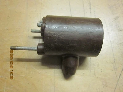 ¿BOBINA DE ENCENDIDO WILLYS JEEP? CIRCA AÑOS 40 50 NOS Foto 1 de 4