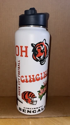 Botella de agua The Memory Company 34 OZ Quencher Cincinnati Bengals NFL Foto 1 de 4