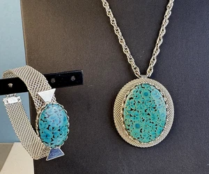 Beautiful Vintage Blue Floral design Pendant/Necklace & Bracelet ! - Picture 1 of 8
