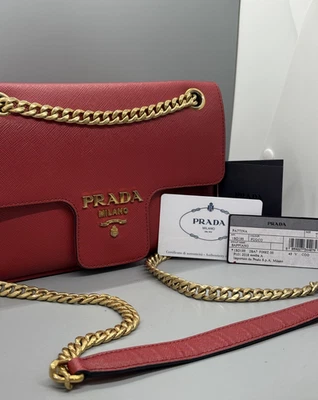Prada Fuoco Saffiano клапан наплечная сумка - 1BD193m - красный - Изображение 1 из 4