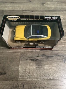 Matchbox Collectibles Motor Trend Jeep Jeepster Yellow 1:18 Scale 2000 MISB - Picture 1 of 5