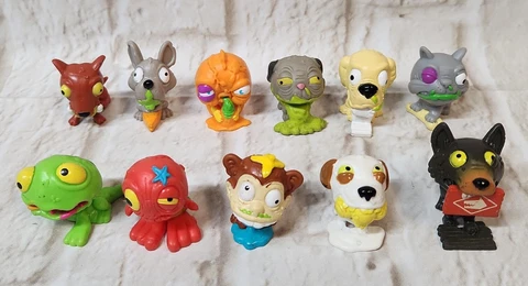 The Ugglys Pet Shop Lot of 11 Ugly Pets Toy Figures Cover