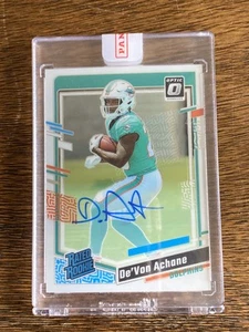De'Von Achane 2023 Donruss Optic Rated Rookies Auto Miami Dolphins - Picture 1 of 2