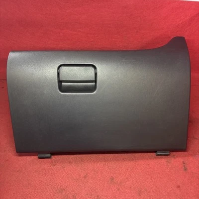 2014-21 MITSUBISHI MIRAGE Glove Box Compartment 8006a304xa OEM Foto 1 de 4